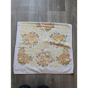 Vintage Cannon Floral Cotton Bath Towel With Yellow & Orange Roses Pattern